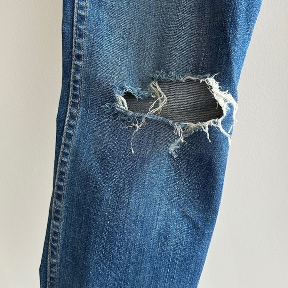 Madewell Distressed Mid-Rise Skinny Blue Cuffed Jeans, Medium Wash, Size 26 - Picture 6 of 16